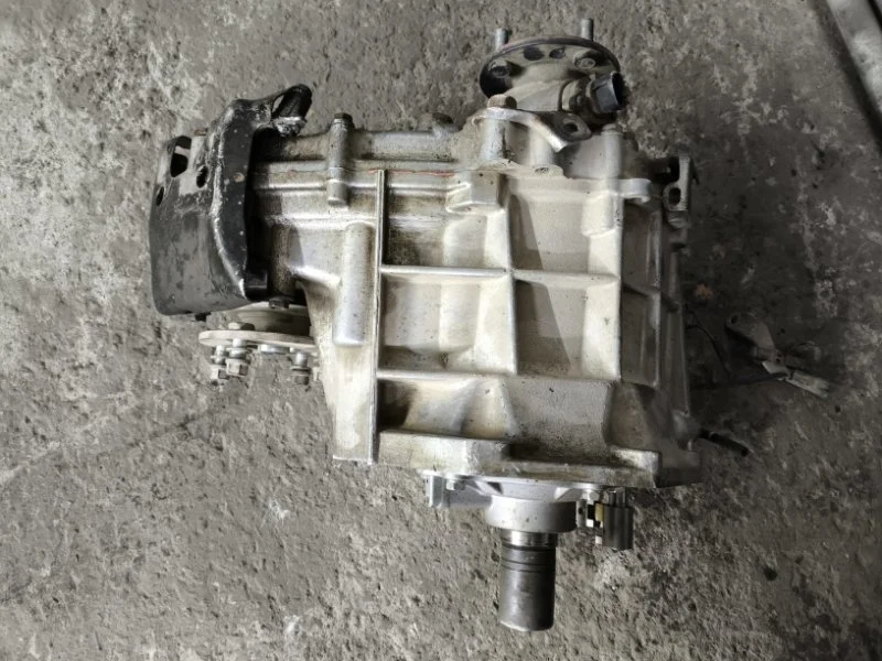 Раздаточная коробка Toyota Hilux (2005-2015) 2014 361000K270 ПИКАП 2.5 D 2KDFTV