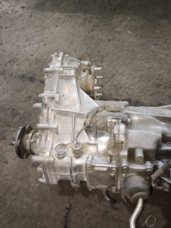 Раздаточная коробка Toyota Hilux (2005-2015) 2014 361000K270 ПИКАП 2.5 D 2KDFTV
