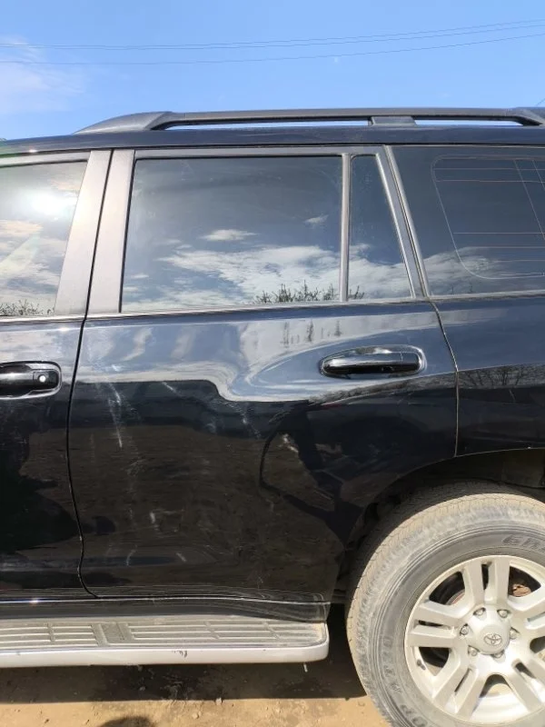 Дверь задняя правая Toyota Land Cruiser Prado 150 (2009-2023) 2011 6700360470 ВНЕДОРОЖНИК 4.0 I 1GRFE, задняя правая