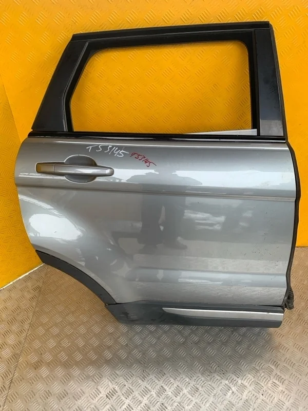 Дверь задняя правая Land Rover Range Rover Evoque I (2011-2018) 2014 LR028556 2.2 D 224DT