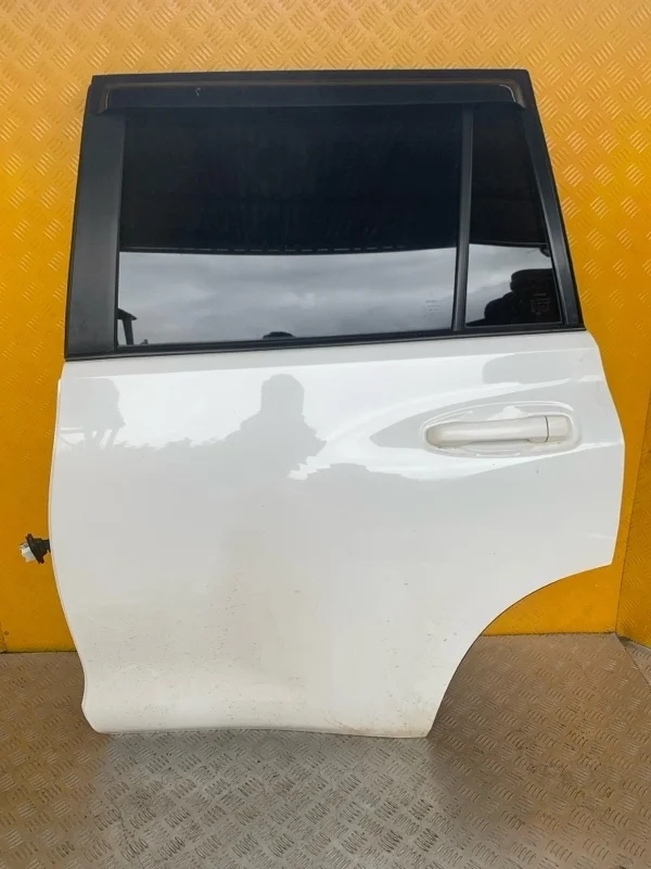 Дверь задняя левая Toyota Land Cruiser Prado 150 (2009-2023) 2013 6700460470 ВНЕДОРОЖНИК 3.0 D 1KDFTV