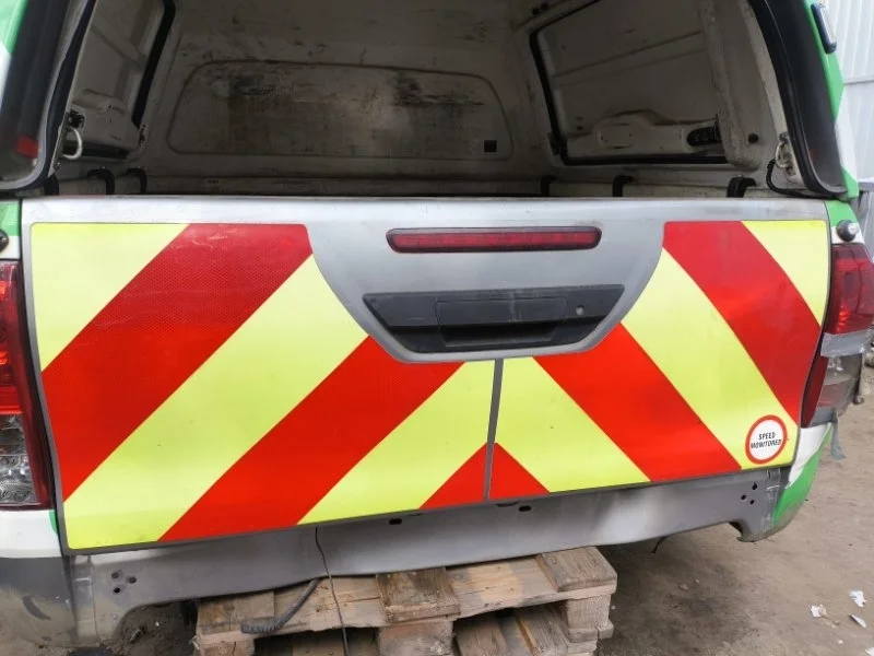 Борт откидной Toyota Hilux (2015-2021) 2017 65700KK010 ПИКАП 2.4 D 2GDFTV