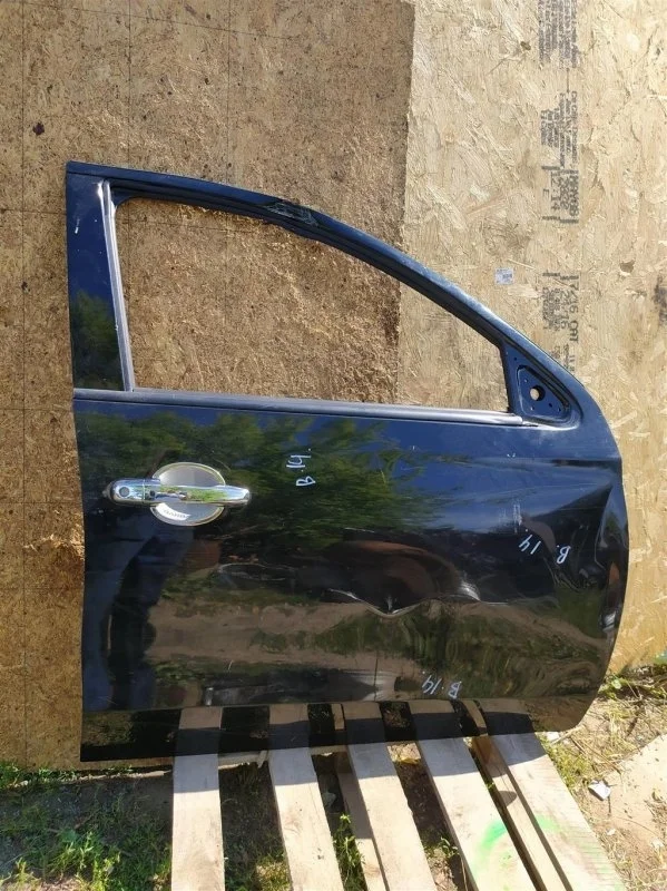 Дверь передняя правая Mitsubishi L200 (2015-2022) 2018 5700B852 2.4 D 4N15