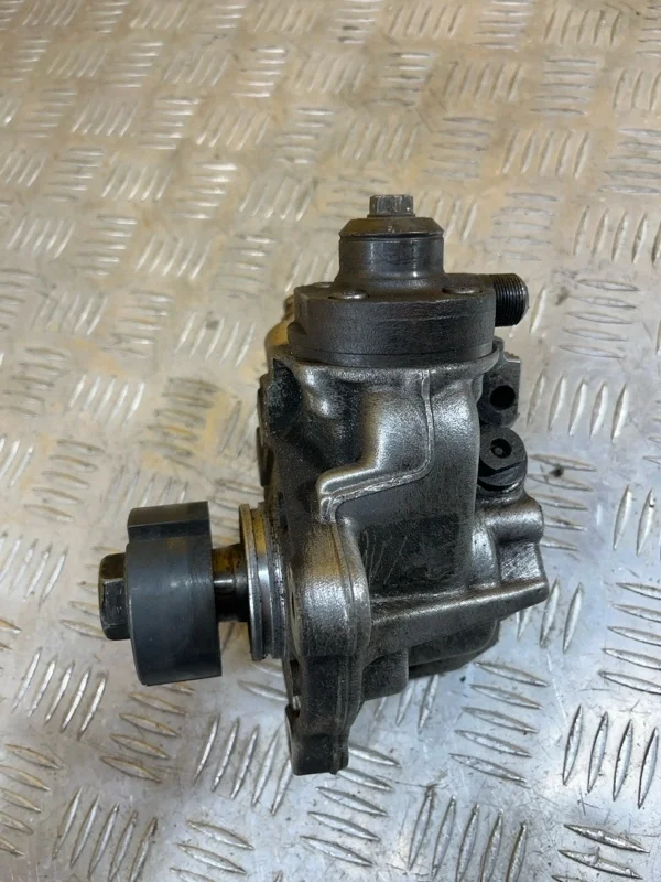 ТНВД Volkswagen Amarok (2010-2016) 2010 03L130755 ПИКАП 2.0 D CDCA