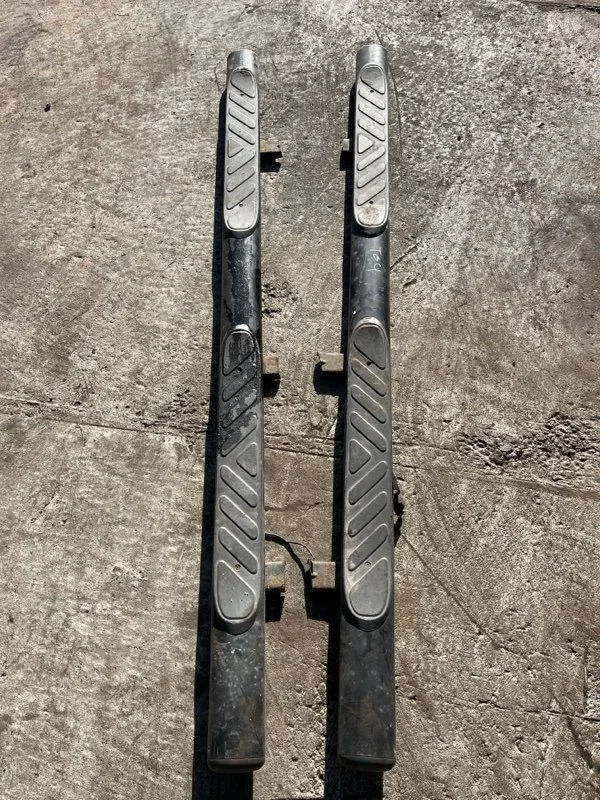 Подножка Nissan Navara (D40) 2004-2015 2010 96101EB10A ПИКАП 2.5 D YD25DDTI