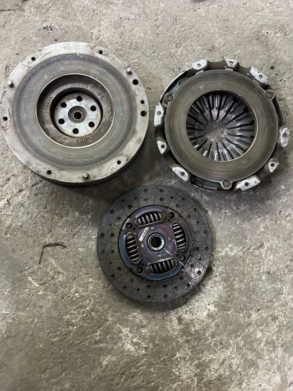 Комплект сцепления Mitsubishi L200 (2006-2015) 2008 MN171120 ПИКАП 2.5 D 4D56