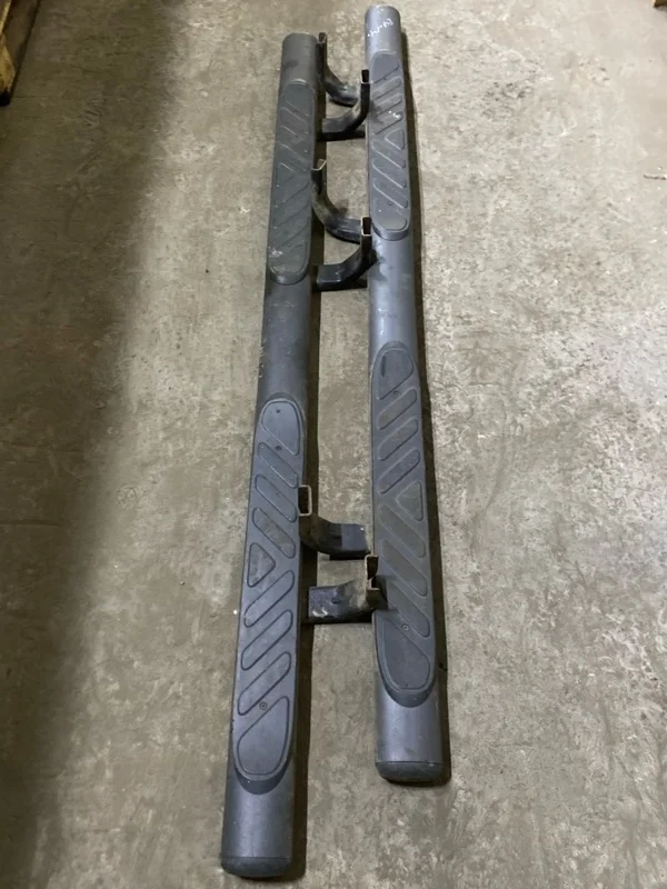 Подножка Nissan Navara (D40) 2004-2015 2012 96101EB10A ПИКАП 2.5 D YD25DDTI