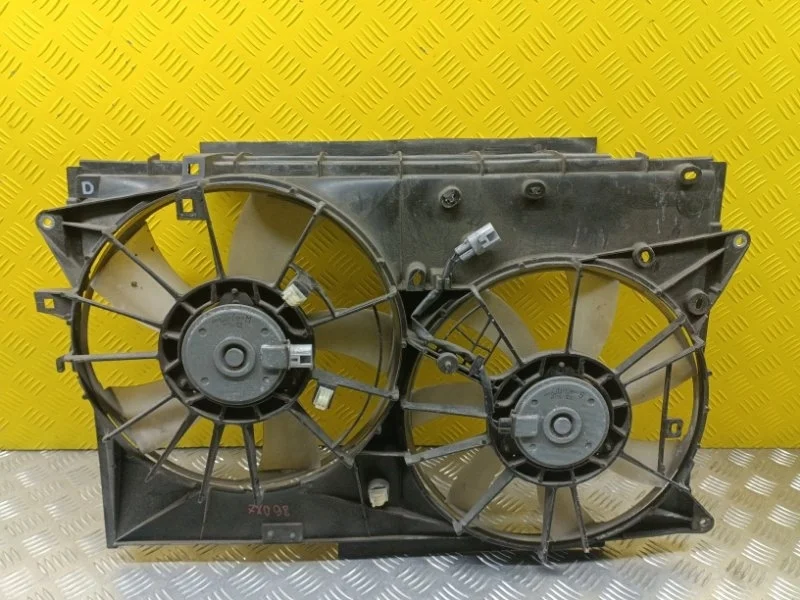 Вентилятор радиатора Toyota Rav 4 (Ca40) (2012-2019) 2013 4227508300 2.2 D 2ADFTV