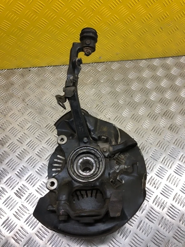 Кулак поворотный левый Toyota Land Cruiser Prado 150 (2009-2023) 2019 4321260240 ВНЕДОРОЖНИК 2.8 D 1GDFTV