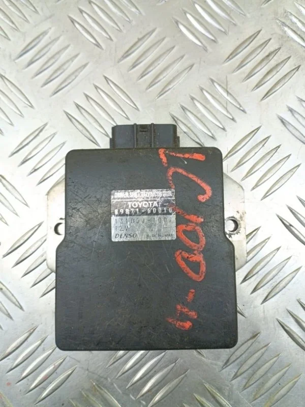 Блок управления ТНВД Toyota Land Cruiser (100) 1998-2007 2000 8987160010 4.2 D 1HDFTE