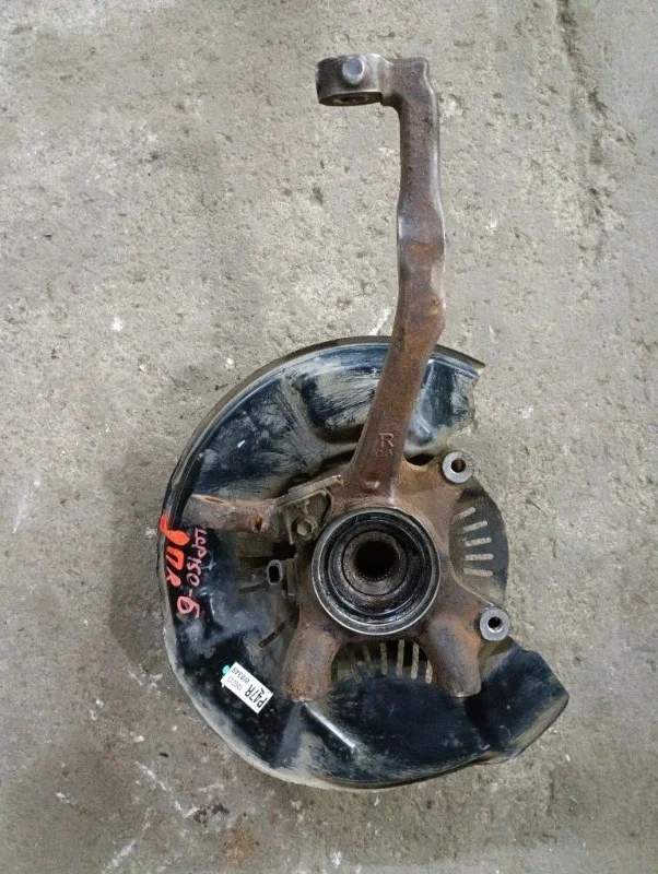Кулак поворотный правый Toyota Land Cruiser Prado 150 (2009-2023) 2012 4321160200 2.7 I 2TRFE
