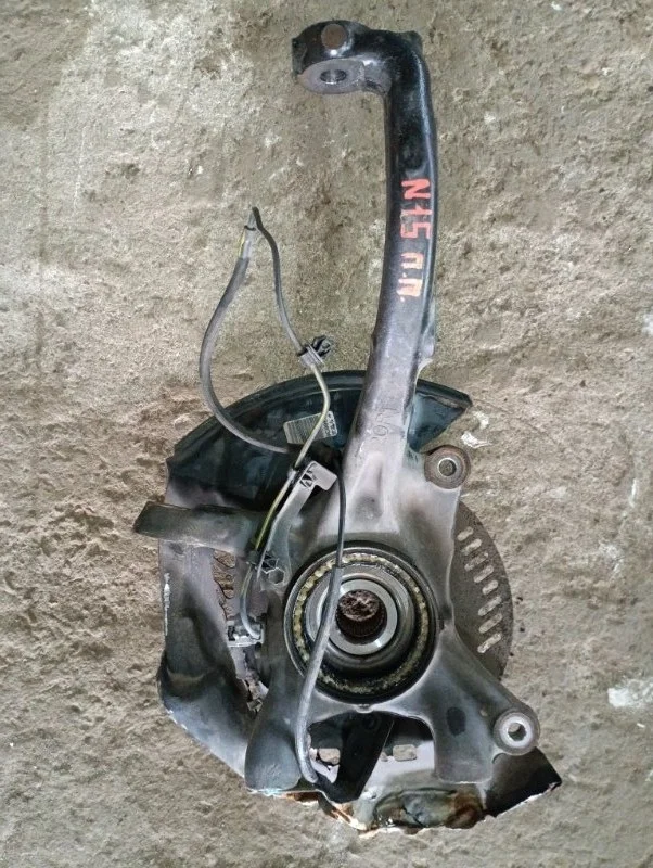 Кулак поворотный правый Toyota Tundra II (2006-2022) 2015 432110C012 ПИКАП 5.7 I 3URFBE