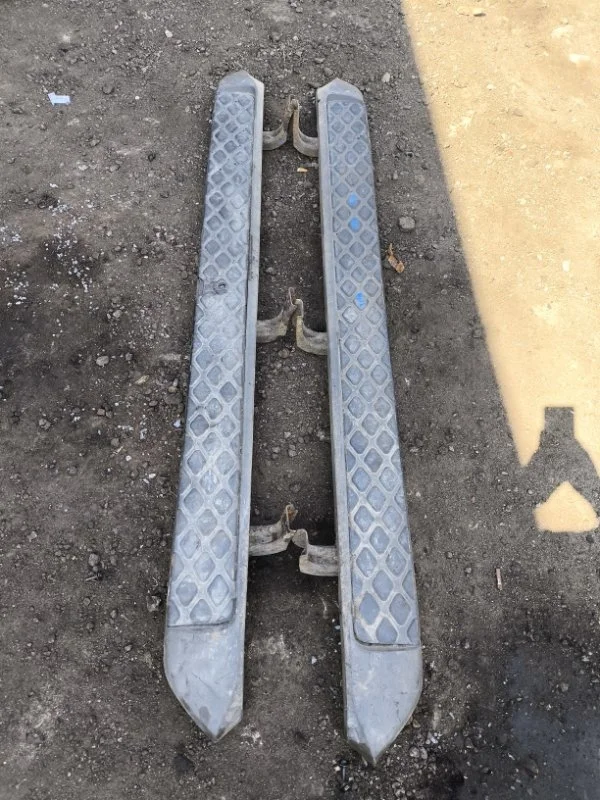 Подножка Nissan Pathfinder (R51M) 2004-2013 2006 96100EA500 ВНЕДОРОЖНИК 2.5 D YD25DDTI