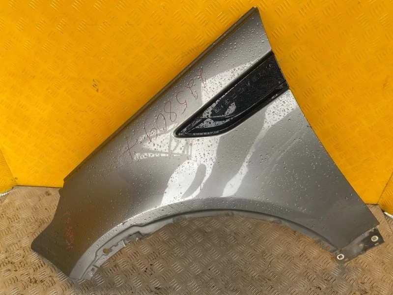 Крыло переднее левое Land Rover Discovery V (2016-Н.в.) 2018 LR080200 3.0 D 30DDTX