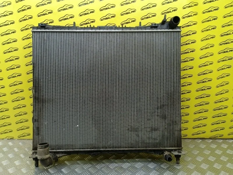 Радиатор (основной) Land Rover Discovery V (2016-н.в.) 2018 LR062425 3.0 D 30DDTX