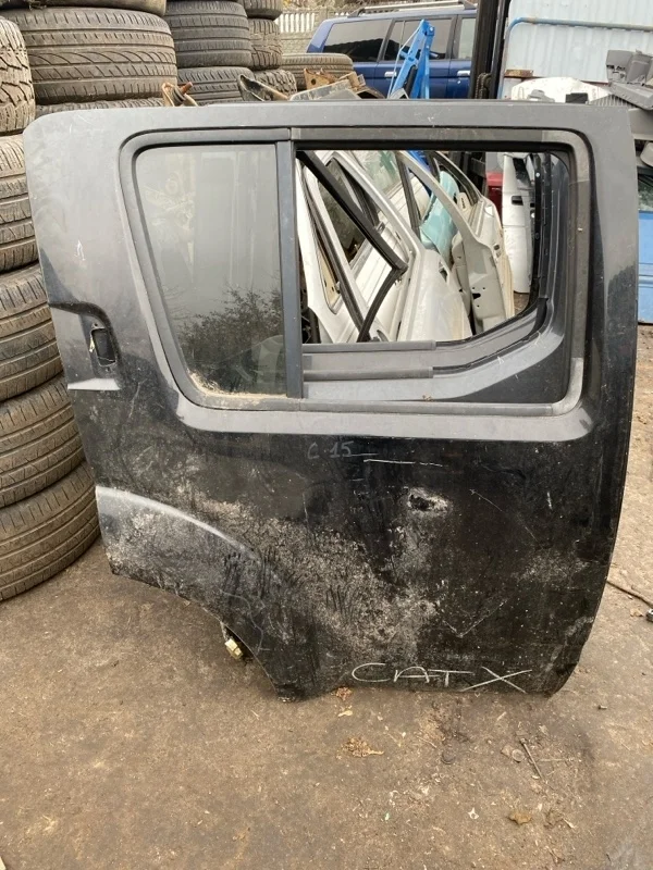 Дверь задняя правая Nissan Pathfinder (R51M) 2004-2013 2007 82100EB330 ВНЕДОРОЖНИК 2.5 D YD25DDTI