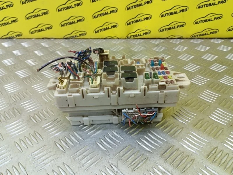 Блок предохранителей Mitsubishi L200 (2006-2015) 2013 8565A205 ПИКАП 2.5 D 4D56