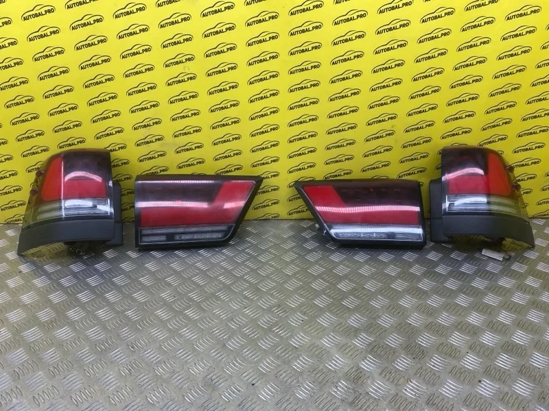 Фонарь задний (комплект) Toyota Land Cruiser 200 (2008-2021) 2010 8155160820 4.5 D 1VDFTV