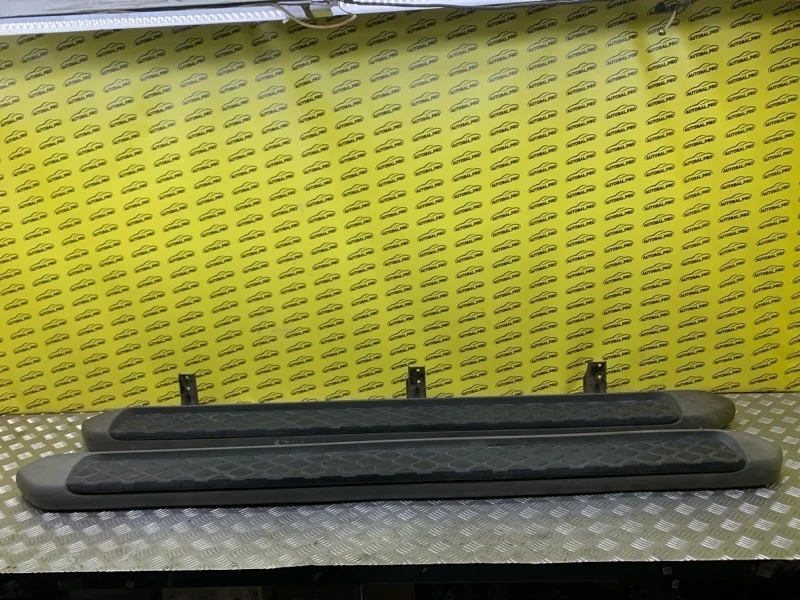 Подножка Nissan Pathfinder (R51M) 2004-2013 2007 96100EB50A ВНЕДОРОЖНИК 2.5 D YD25DDTI