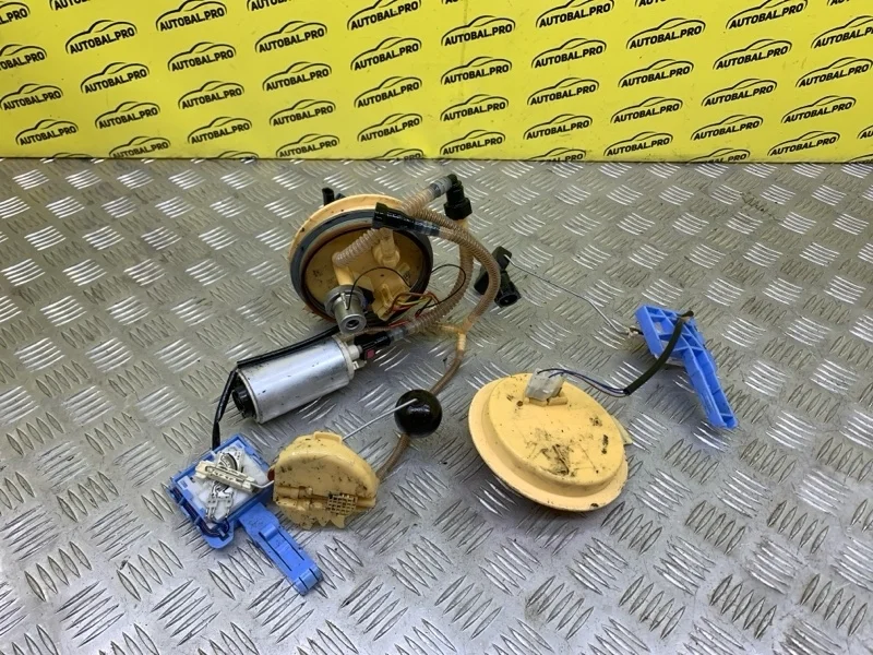 Насос топливный Volkswagen Touareg II (2010-2018) 2013 7P6919088B ВНЕДОРОЖНИК 3.0 D CJMA