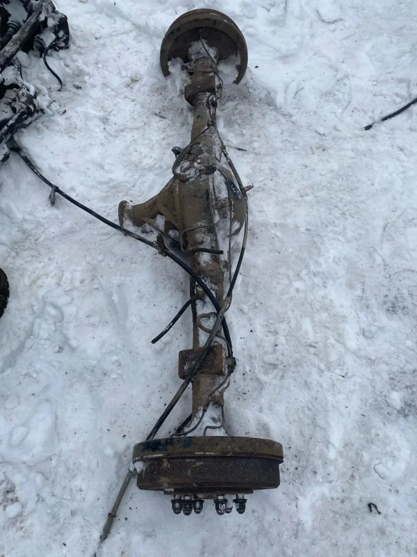 Мост задний Mitsubishi L200 (2006-2015) 2010 3711A175 ПИКАП 2.5 D 4D56