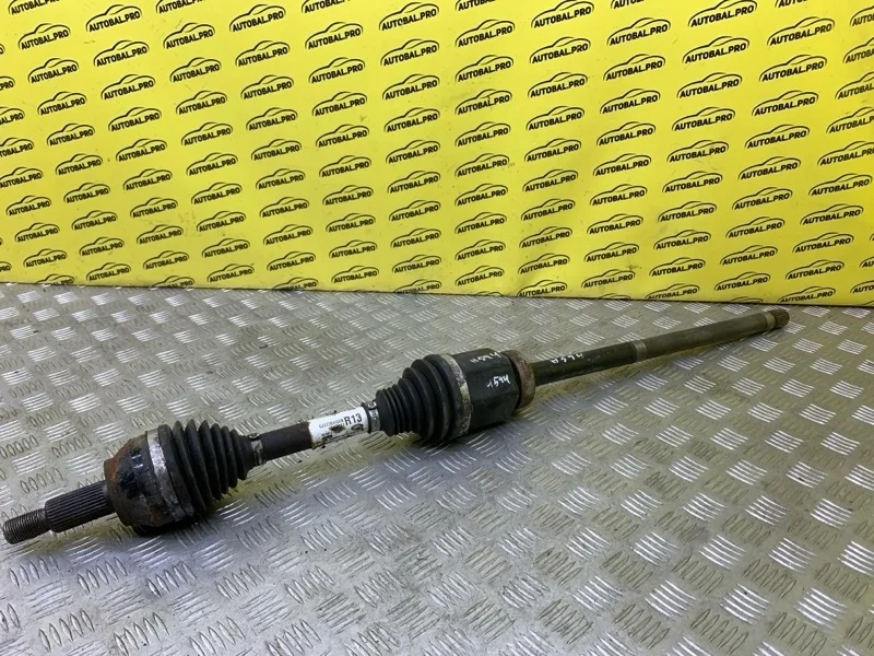 Полуось передняя правая (приводной вал, ШРУС) Land Rover Range Rover Evoque I (2011-2018) 2016 LR071947 ВНЕДОРОЖНИК 2.0 D 204DTD