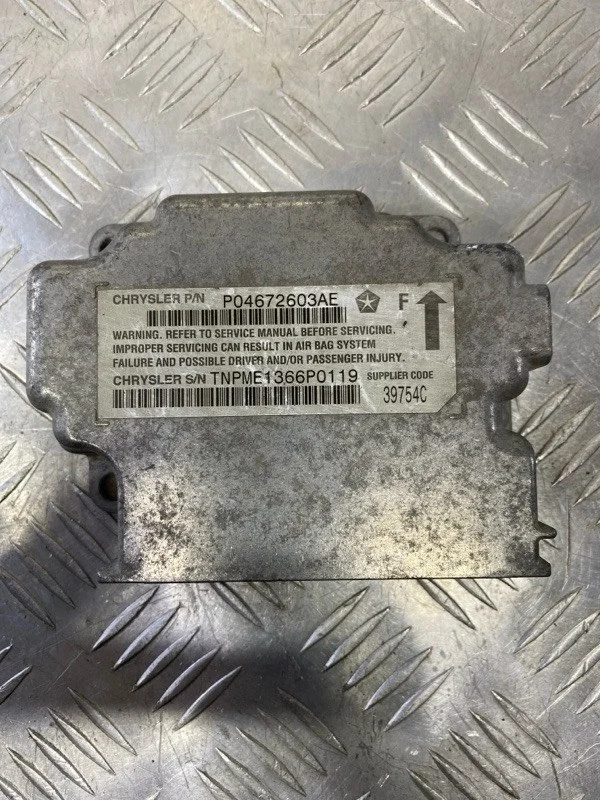 Блок AirBag Dodge Caliber I (2006-2012) 2006 P04672603AE 2.0 D ECD
