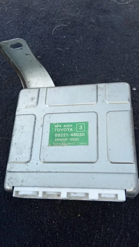 Блок управления КПП Lexus Rx 300 1 Поколение (1997-2003) 2000 8922148030 3.0 I 1MZFE