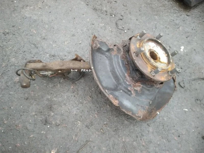 Кулак поворотный левый Toyota Land Cruiser Prado 120 (2002-2009) 2005 4321260170 3.0 D