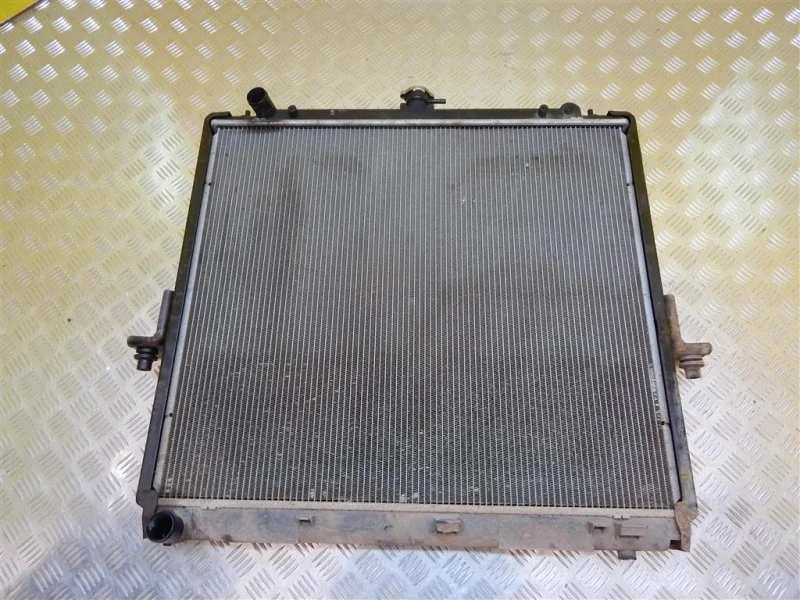 Радиатор (основной) Nissan Navara (D40) 2004-2015 2012 21410EB30A 2.5 D YD25DDTI