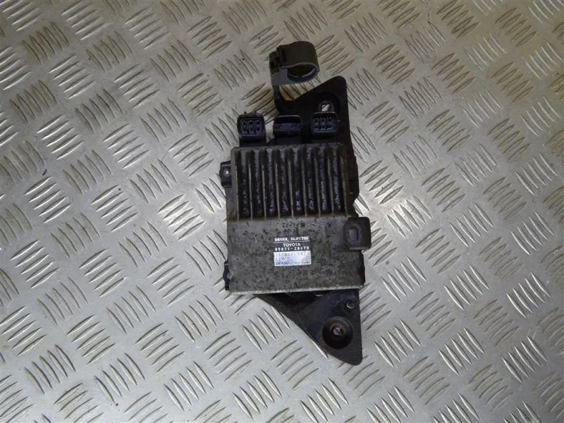 Блок электронный Toyota Rav 4 (XA30) (2005-2014) 2009 8987120070 2.2 D 2ADFHV