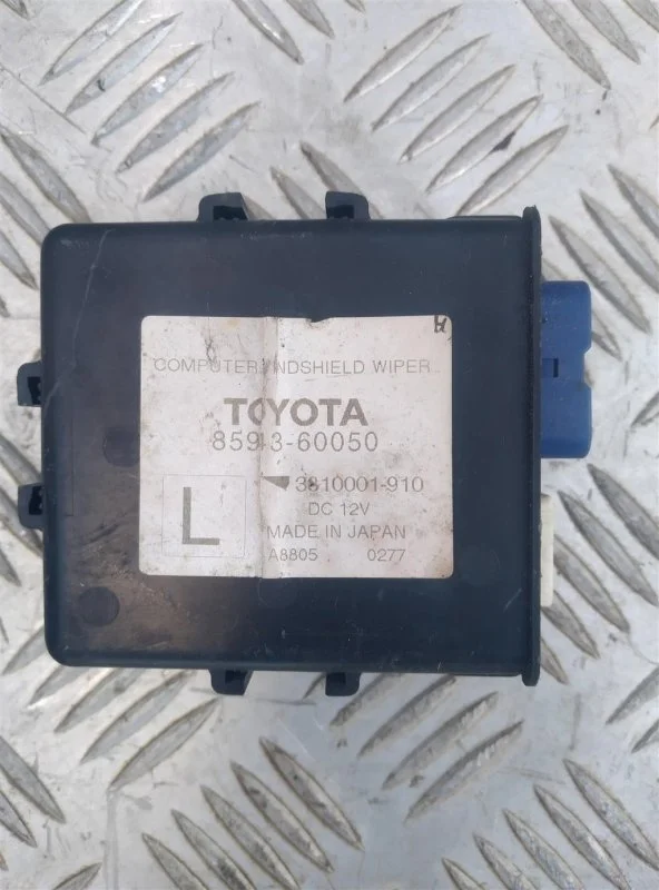 Блок электронный Toyota Land Cruiser 200 (2008-2021) 2008 8594360050 4.5 D