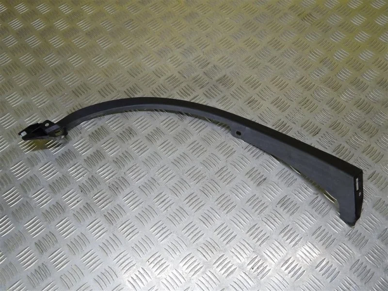 Молдинг крыла заднего правого Toyota Rav 4 (XA50) (2018-н.в.) 2020 7560242160 2.5 A25AFXS GIBRID