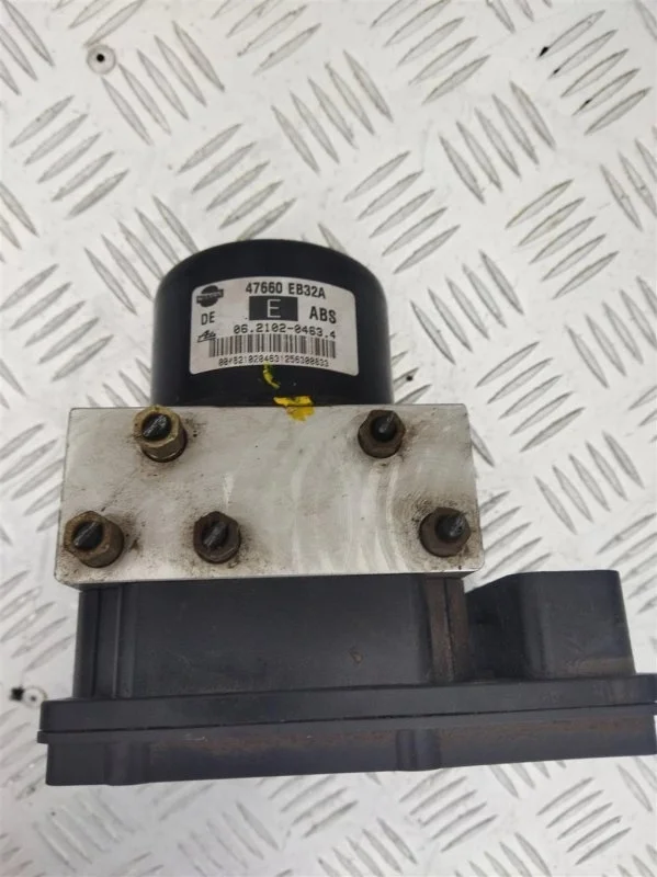 Блок ABS Nissan Navara (D40) 2004-2015 2008 47660EB32A 2.5 D YD25DDTI