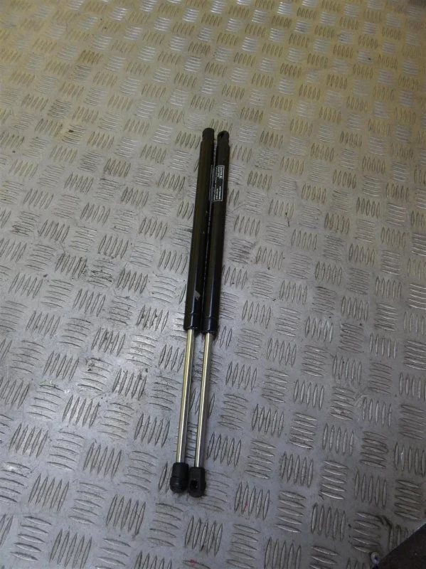 Амортизатор крышки багажника (3-5 двери) Nissan Pathfinder (R51M) 2004-2013 2006 90450EB31A ВНЕДОРОЖНИК 2.5 D YD25DDTI