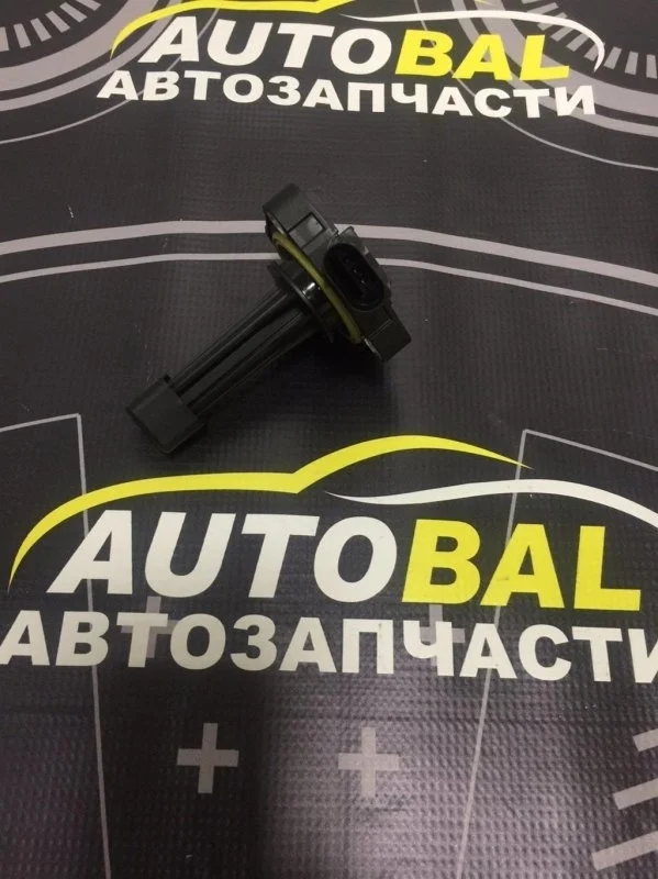Датчик уровня масла Volkswagen Transporter T5 2003 - 2021 2010 03C907660M