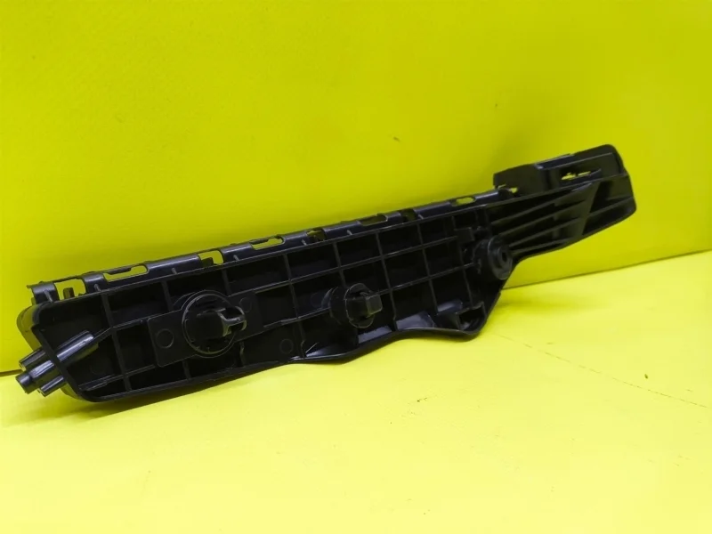 Кронштейн крепления бампера переднего Toyota Land Cruiser Prado 150 (2009-2023) 2009 5211660200, левый