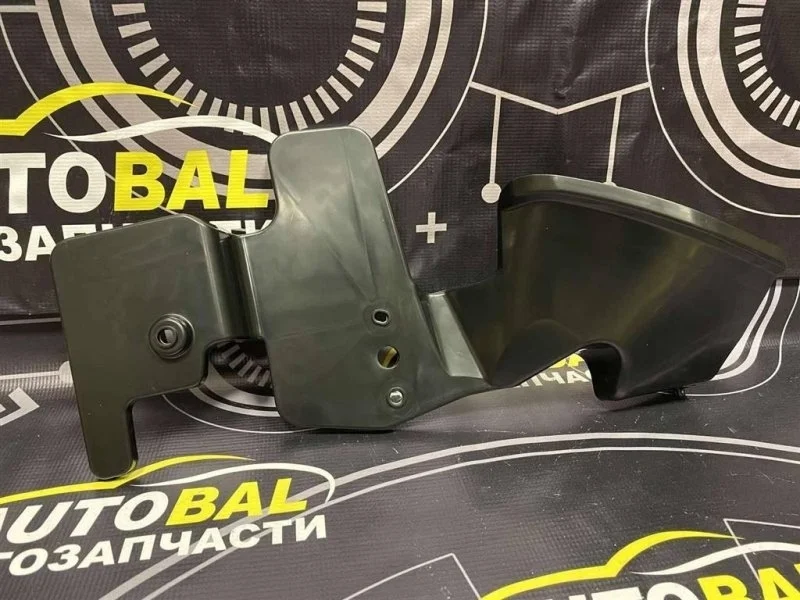 Воздуховод радиатора левый Toyota Hilux (2005-2015) 2014 532940K050