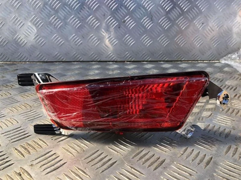 Фонарь задний противотуманный Land Rover Range Rover Evoque I (2011-2018) 2015 LR088532