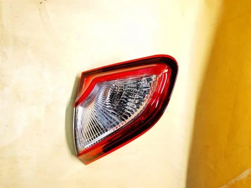 Фонарь задний правый Nissan Qashqai (J10) 2006-2013 2010 26550BR01A