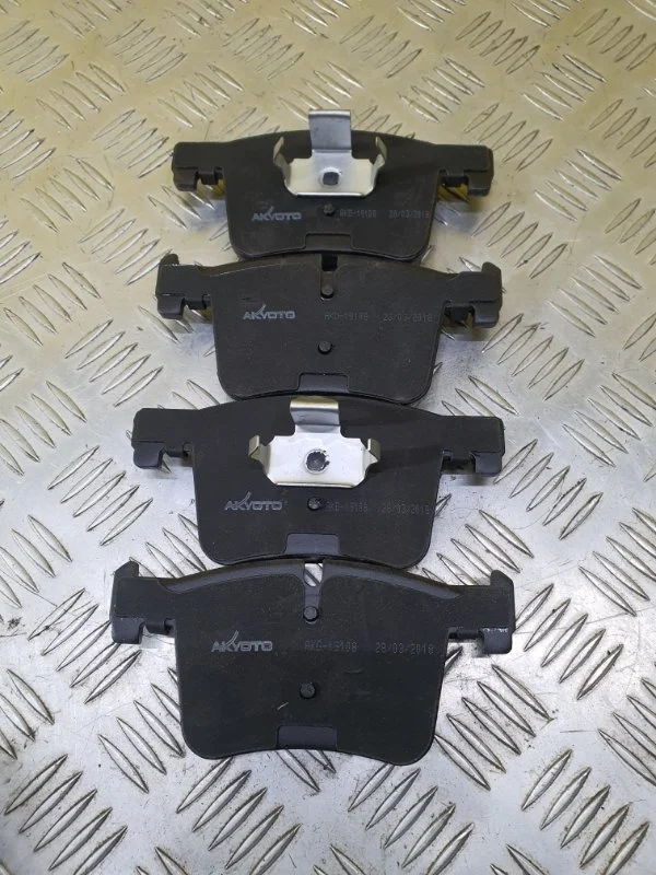 Тормозные колодки передние BMW X3 F25 2010> 2011 34106859182