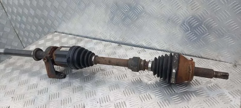 Полуось передняя правая (приводной вал, ШРУС) Toyota Rav 4 (XA30) (2005-2014) 2006 4233042050 2.0 I 1AZFE