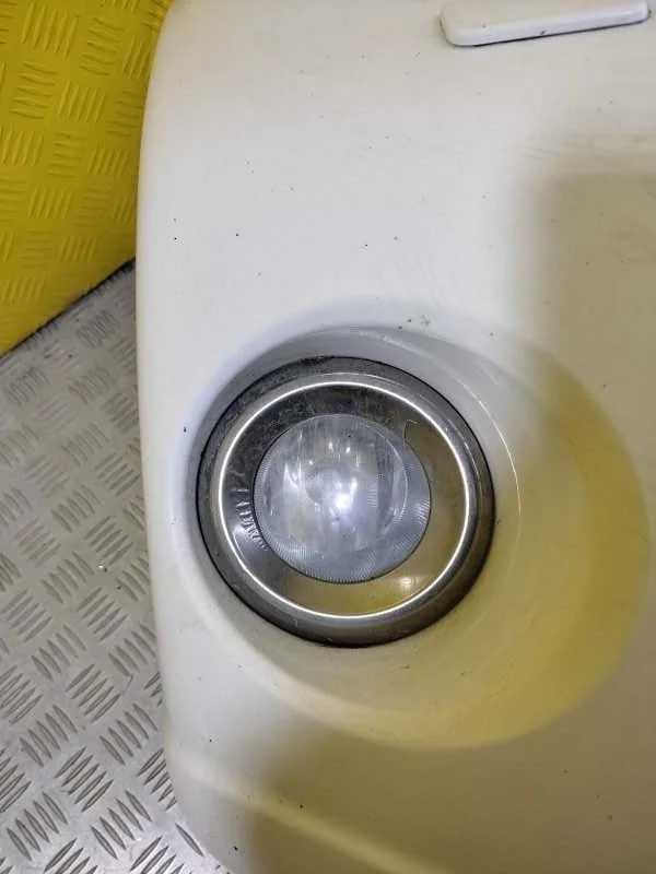 Фара противотуманная правая Toyota Land Cruiser Prado 150 (2009-2023) 2014 8121048051 3.0 D 1KDFTV