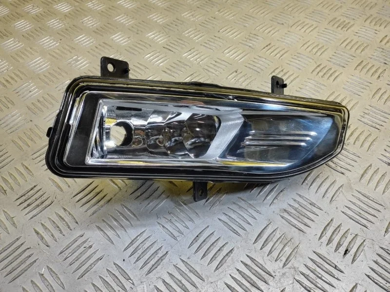 Фара противотуманная правая Nissan Qashqai ( J11) 2017-2022 2020 261508995A