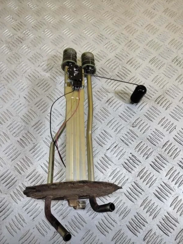 Датчик уровня топлива Mitsubishi Pajero Sport II (2008-2017) 2012 1718A091 ВНЕДОРОЖНИК 2.5 D 4D56