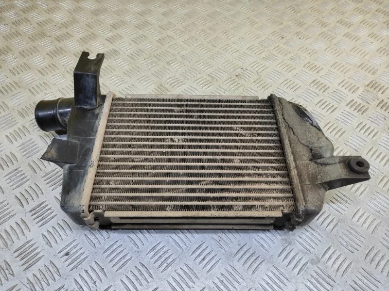 Интеркулер Mitsubishi L200 (2006-2015) 2008 MN135001 ПИКАП 2.5 D 4D56