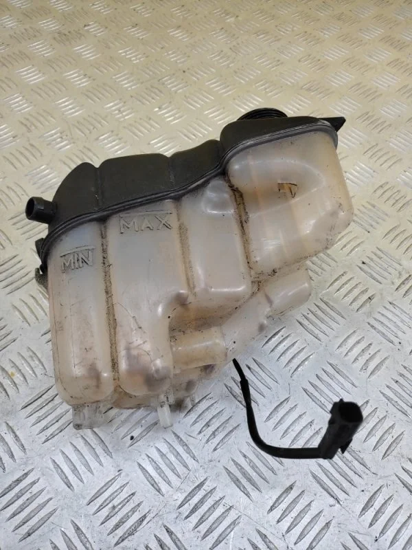 Бачок расширительный Land Rover Freelander II (2006-2014) 2007 LR004080 3.2 I B6324S