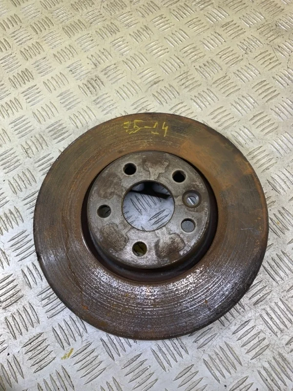 Диск тормозной передний Land Rover Freelander II (2006-2014) 2014 LR007055 2.2 D 224DT