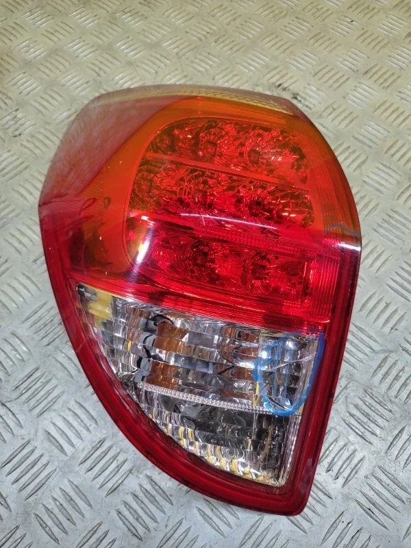 Фонарь задний левый Toyota Rav 4 (Xa30) (2005-2014) 2006 8156142090 2.0 I 1AZFE