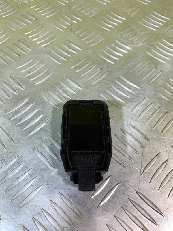 Датчик дождя Toyota Rav 4 (Xa30) (2005-2014) 2006 8994142010 2.0 I 1AZFE